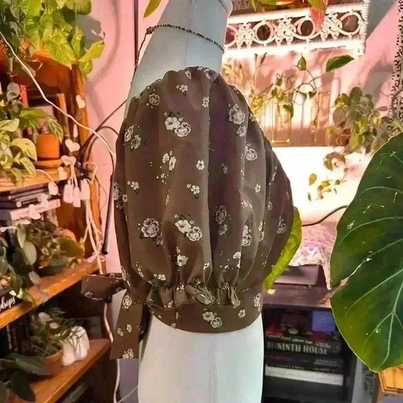 Brown with floral details crop top.  SZ XXL boho fall indie gorpcore granolagirl - Picture 4 of 7